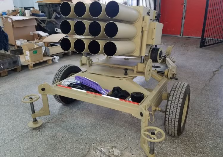 Một trong những khẩu pháo phản lực phóng loạt đáng chú ý đó chính là khẩu RAK-RA-12. Đây là loại pháo phản lực phóng loạt hạng nhẹ, do Croatia tự sản xuất. Nguồn ảnh: Defence.