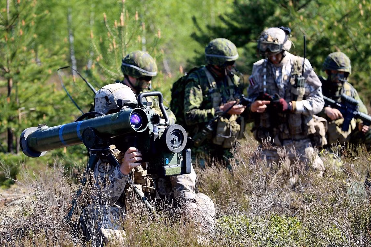 Với loại tên lửa chống tăng Spike, năng lực tác chiến của quân đội Ấn Độ sẽ được cải thiện đáng kể vì hiện tại, Spike đang được coi là một trong những loại tên lửa chống tăng hiện đại bậc nhất thế giới. Nguồn ảnh: Lone.