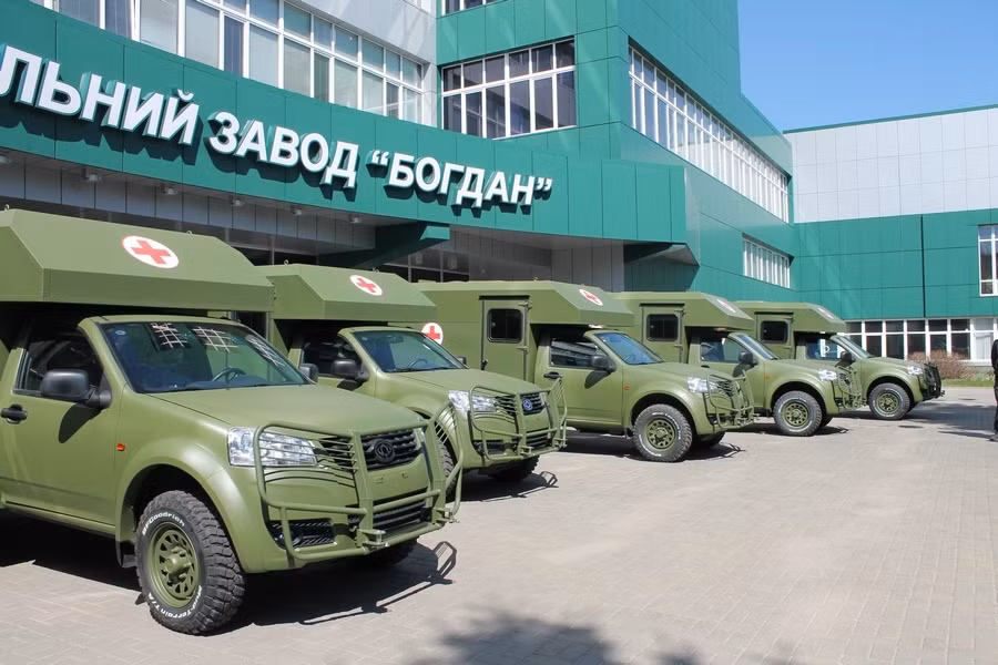 Điểm đặc biệt đó là loại xe cứu thương của Ukraine này được xây dựng dựa trên khung gầm của xe Great Wall Wingle 5 do Trung Quốc chế tạo. Nguồn ảnh: Defenceblog.
