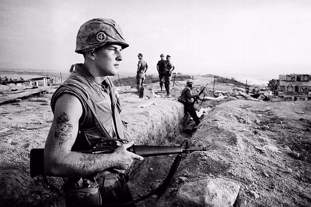 Con rể Tổng thống Mỹ Johnson, Đại úy Charles S. Robb phục vụ tại Đà Nẵng trong chiến dịch Tết Mậu Thân năm 1968. Nguồn ảnh: Flickr.