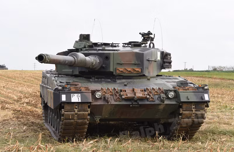 Panzer 87 cũng có kíp lái bao gồm 4 người, trong đó có một trưởng xa, một lái xe, một xạ thủ và một nạp đạn viên. Nguồn ảnh: Zvall.