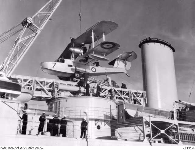 Walrus có tổng cộng hai phiên bản khác biệt nhau hoàn toàn, trong đó phiên bản Walrus I có thân làm bằng kim loại, trong khi đó phiên bản Walrus II lại chỉ có thân làm bằng gỗ. Nguồn ảnh: Australia.