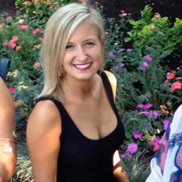 Abby Beckley là người đầu tiên nhiễm loại sán Thelazia gulosa ký sinh trong mắt. Abby Beckley là người đầu tiên nhiễm loại sán Thelazia gulosa ký sinh trong mắt.