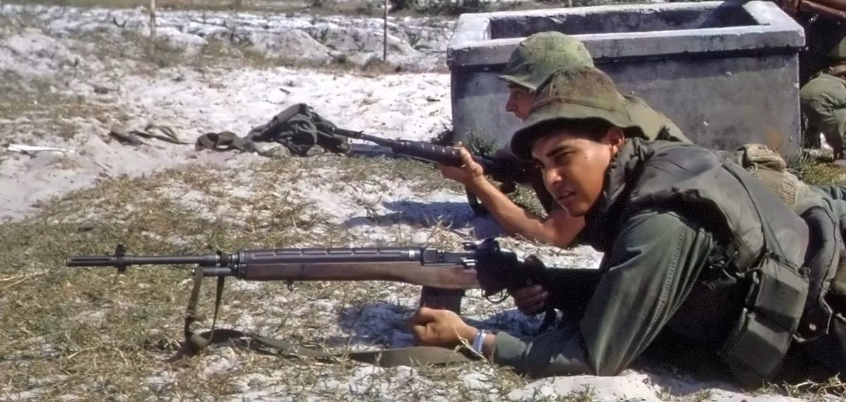 Tổng cộng Quân đội Mỹ đã sản xuất được tất cả 1,3 triệu khẩu M14 các loại, trong đó nhiều biến thể hiện đại thậm chí còn được nước này tiếp tục sử dụng tới tận ngày nay. Nguồn ảnh: Firearm.