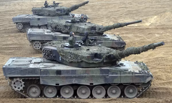 Điều này càng được thể hiện rõ hơn khi lực lượng tăng thết giáp Thụy Sĩ được trang bị những chiếc xe tăng chiến đấu chủ lực Panzer 87 "Leopard", biến thể đặc biệt của Leopard 2 được sản xuất riêng dành cho Quân đội Thụy Sĩ. Nguồn ảnh: heute.at.