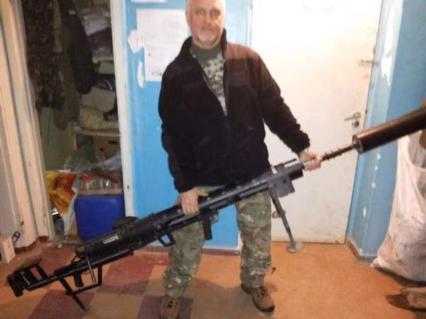 Tốc độ bắn của súng máy KPV được giới hạn lại ở khoảng 600 viên mỗi phút, tương đương với khoảng 10 viên mỗi giây. Súng có chiều dài 1980 mm trong đó chiều dài nòng súng là 1346 mm - cho phép nó bắn ra viên đạn với gia tốc lên tới 1000 mét/giây. Nguồn ảnh: Guns.