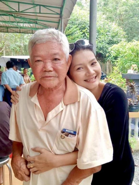 Duong tinh lan dan cua ‘Nu hoang canh nong’ phim Viet-Hinh-6