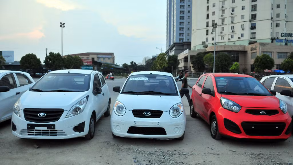 Diem loat o to gia re nhap khau nguyen chiec do bo Viet Nam-Hinh-2