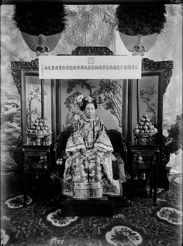 Bí mật viên dạ minh châu 2.900 tỷ trong miệng Thái Hậu Từ Hy Bi mat vien da minh chau 2.900 ty trong mieng Thai Hau Tu Hy