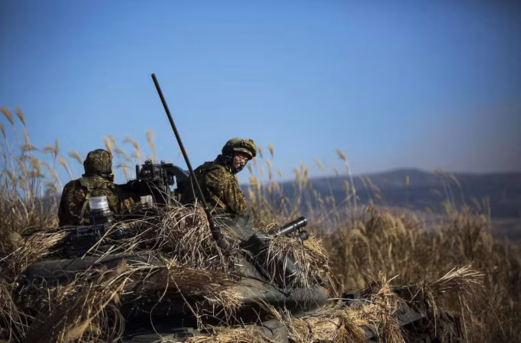 Chiếc tăng Type 74 được ngụy trang kĩ càng.