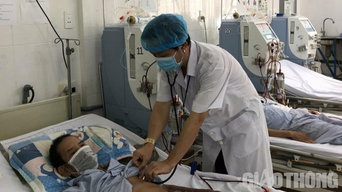 Quang Ngai: Nhieu co so y te no chong chat-Hinh-2