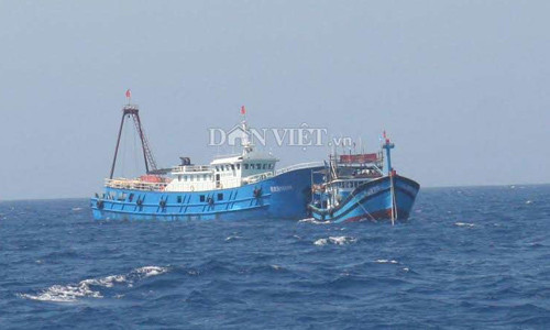 Tàu sắt Trung Quốc đâm tàu cá Việt Nam trên vùng biển Hoàng Sa (ảnh minh họa). Ảnh: Đình Thiên.