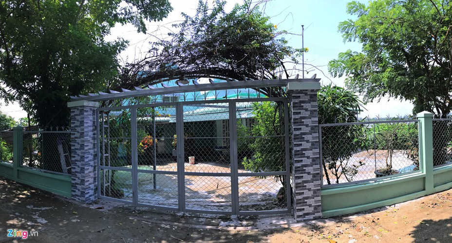 Linh cữu ông được đưa về căn nhà ông sinh sống lúc cuối đời (Ảnh: Zing).