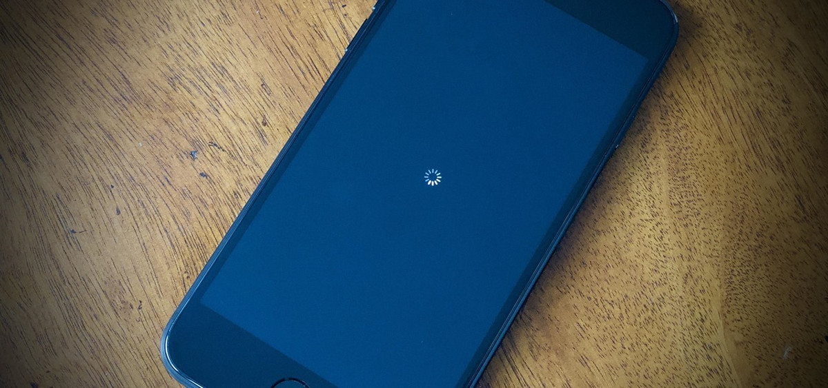 Cach xu ly khi iPhone SE 2020 bi treo hoac do