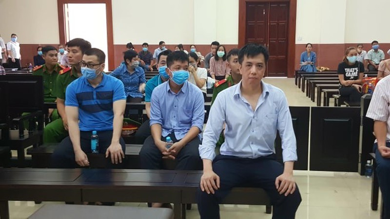 Nghi an keo dai vu VN Pharma buon ban thuoc ung thu gia-Hinh-2