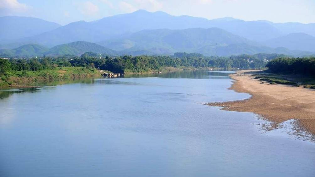 Nong: Lat thuyen tren song Thu Bon, 5 nguoi mat tich