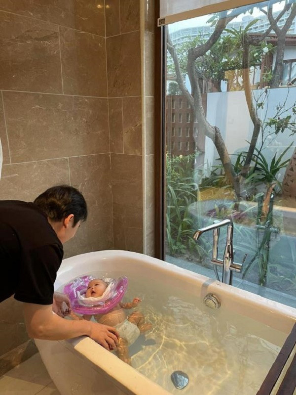 Khanh Vy lo dang hau sinh no, 'bo bim' Phan Manh Quynh gay sot-Hinh-6