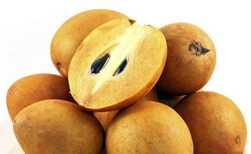 Nên bổ sung hồng xiêm vào thực đơn hàng ngày. Ảnh: BS