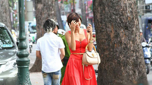 Nghi van Bang Kieu gap rac roi voi cong an o Ha Noi-Hinh-8