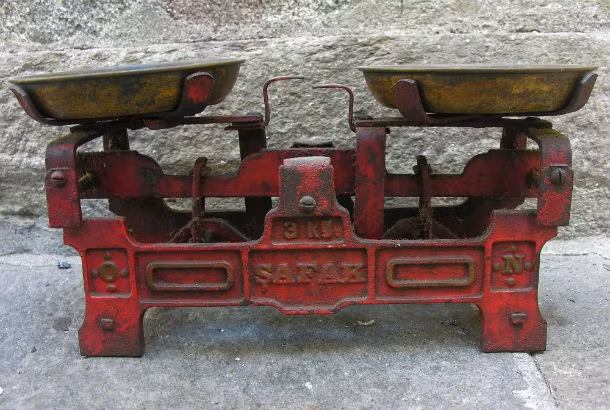 Nếu không có tất cả những phụ kiện ướp xác đi kèm, trung bình một xác ướp chỉ nặng chưa đầy 3kg.