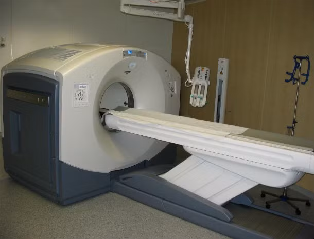 Trong những năm gần đây, xác ướp đã được đưa vào máy máy CAT scan để tìm hiểu. Đáng ngạc nhiên là xác ướp có bức xạ rất nguy hiểm, thậm chí có thể gây tử vong cho một người trưởng thành.