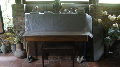 Thời gian có phủ bụi trên phím đàn đã lặng câm sau ngày Văn Cao mất nhưng những tác phẩm của ông vẫn có sức sống trường tồn.