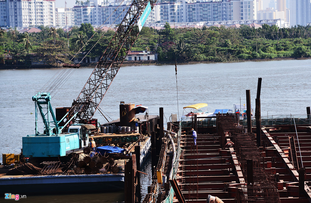 Công trình cống Tân Thuận (quận 4 và quận 7) sẽ ngăn triều từ sông Sài Gòn vào kênh Tẻ, kênh Đôi, Tàu Hủ - Bến Nghé, chống ngập cho người dân ở các quận 7, 4, 8.