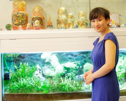 Với bản tính tò mò, thích khám phá những điều mới mẻ, lại sẵn khát vọng của tuổi trẻ muốn thể hiện bản thân lúc nào cùng âm ỉ cháy trong người, chỉ chờ có cơ hội để "bùng lên", Trang Nhung đã nộp hồ sơ thi tuyển để thử sức mình.