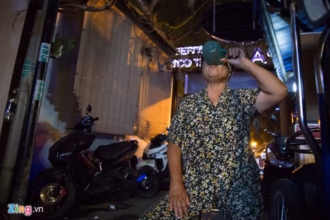 Nguoi phu nu 40 nam song o via he Sai Gon-Hinh-11