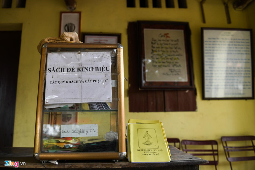 Sư trụ trì Thích Đàm Chính cho biết trước đây khi xây dựng chùa có nhận công đức của phật tử và khách thập phương nhưng chỉ nhận vừa đủ. Sau khi chùa hoàn thành, nhà chùa không nhận bất cứ tiền công đức của ai.