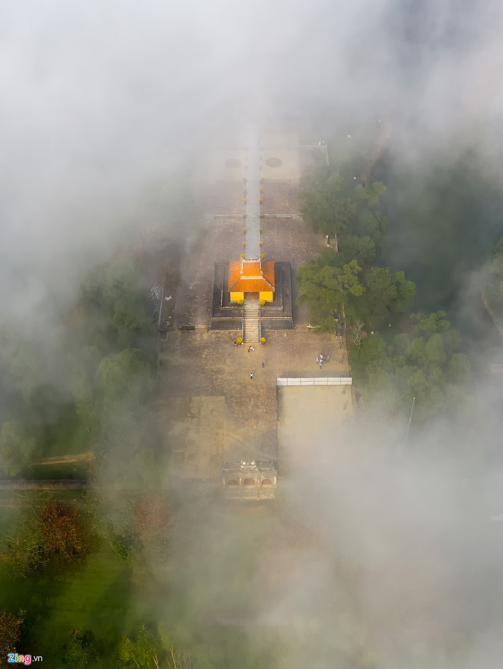 Theo nhiều nhiếp ảnh gia xứ Huế, để chụp được ảnh đẹp, họ phải săn khung cảnh từ lúc 6h với điều kiện trời không mây và hửng nắng.