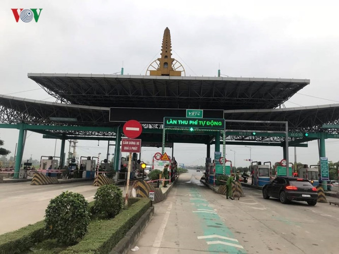 Những hình ảnh BOT Mỹ Lộc trong ngày thu phí trở lại - Hình 9 Nhung hinh anh BOT My Loc trong ngay thu phi tro lai-Hinh-9