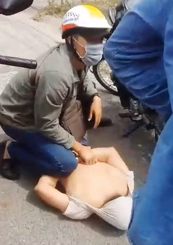 Đây được xem là chuyên án triệt phá ma túy lớn nhất từ trước tới nay. Tổng cộng 150 chiến sĩ công an đã được điều động tham gia chuyên án, thu giữ tổng cộng hơn 700kg ma túy. (Ảnh: SGGP)