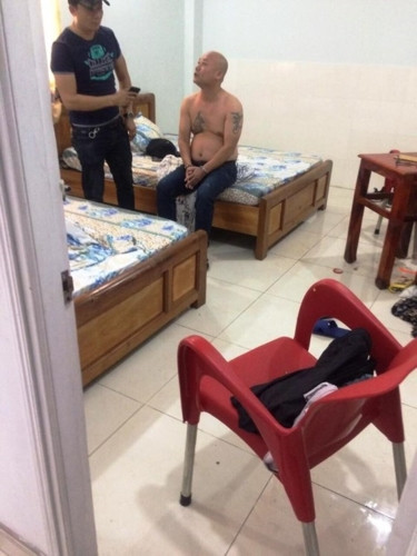 Một đối tượng trong đường dây ma túy bị bắt giữ. (Ảnh: Tiền Phong)