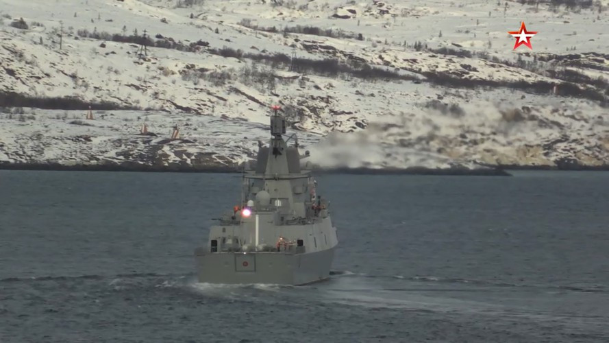 Tuy nhiên đến cuối tháng 2/2020, hãng thông tấn TASS dẫn các nguồn tin quân sự Nga cho biết, tên lửa diệt hạm siêu thanh 3M22 Zircon đã được phóng lần đầu tiên từ chiến hạm Đô đốc Gorshkov.