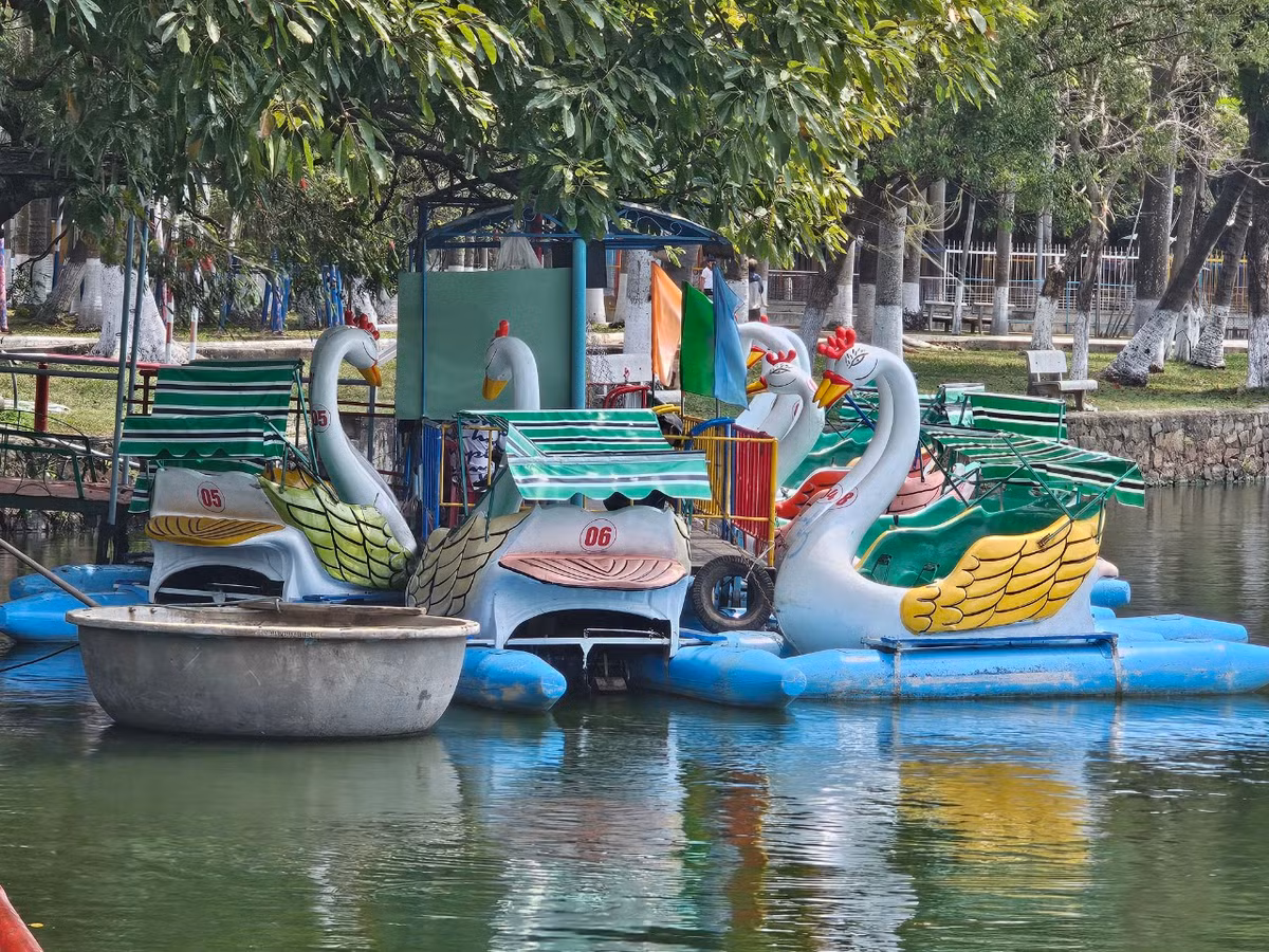 Chủ đầu tư đã tính đến phương án khảo sát các mỏ đá sau khai thác, đang hoàn thổ để tìm vị trí đổ.