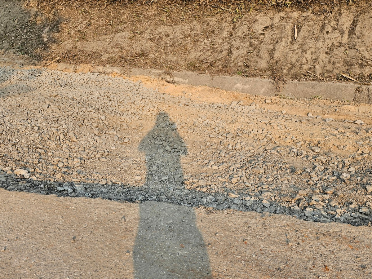 Đây được xem là cung đường "ám ảnh" của cánh tài xế xe tải.