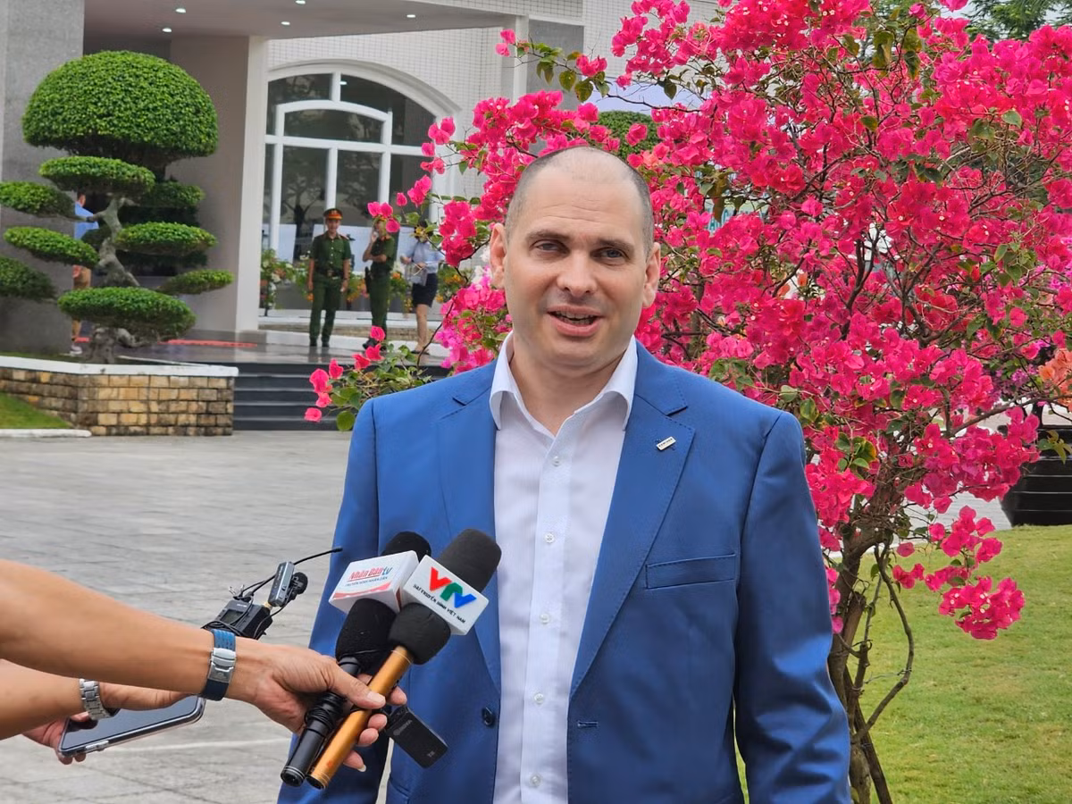 Các nhà đầu tư nước ngoài cho biết, rất mong muốn và luôn sẵn sàng chung tay vì sự phát triển chung của Quảng Nam và nền kinh tế Việt Nam theo đúng tinh thần “lợi ích hài hòa, rủi ro chia sẻ”.