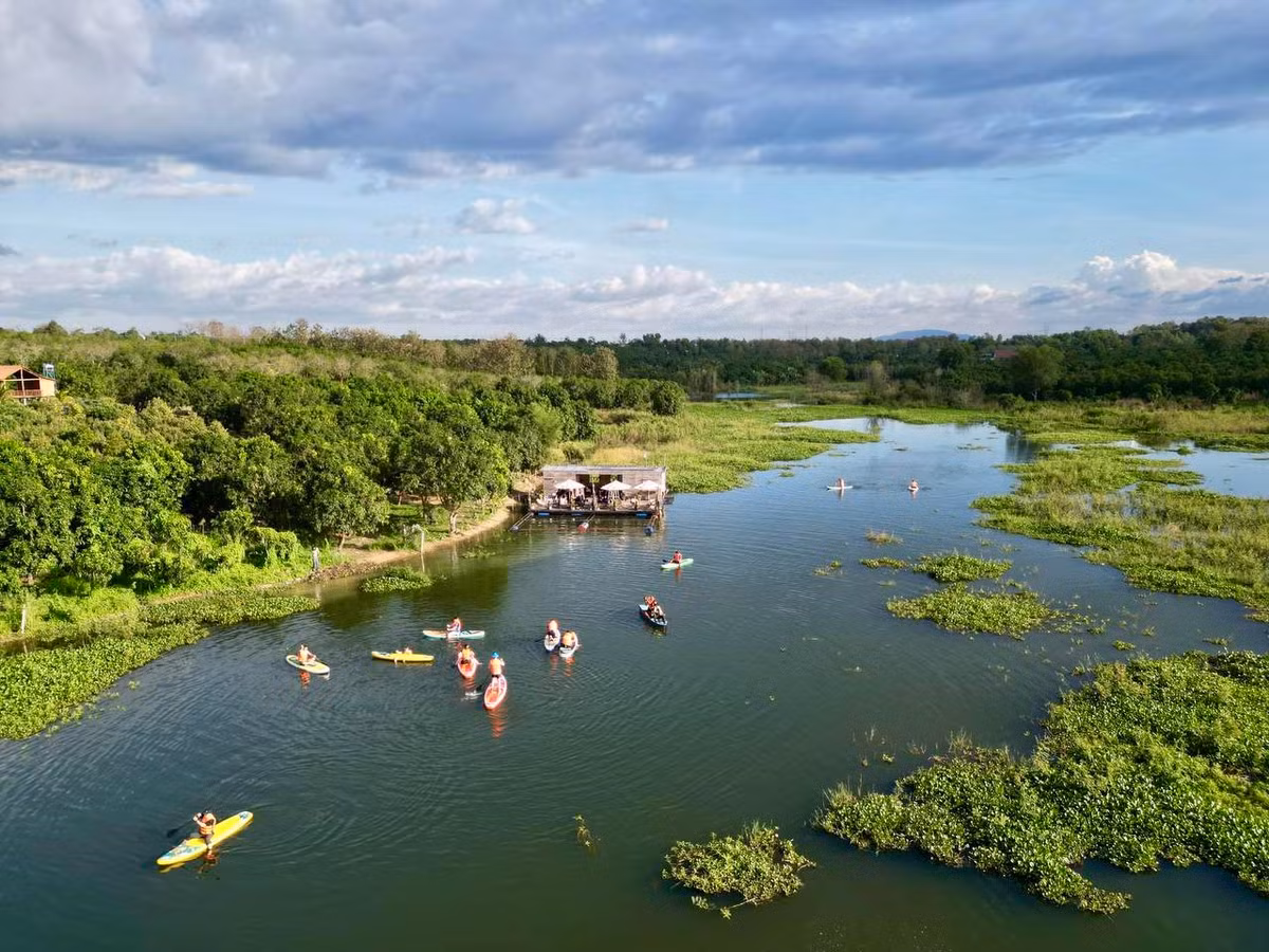 Cac dia diem cam trai thu vi ven song, ho gan TPHCM-Hinh-2