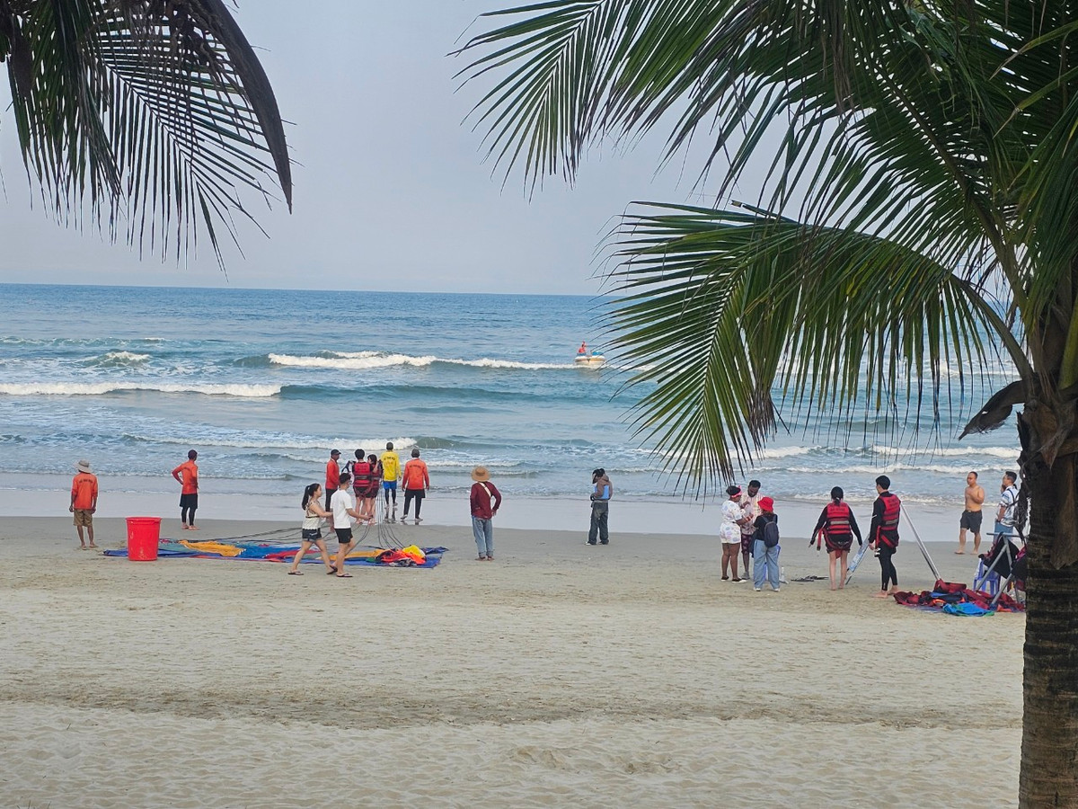 Năm nay, bãi biển Mỹ Khê lọt vào danh sách 10 bãi biển đẹp nhất châu Á do du khách của Tripadvisor bình chọn cùng với bãi biển An Bàng (Hội An, Quảng Nam).