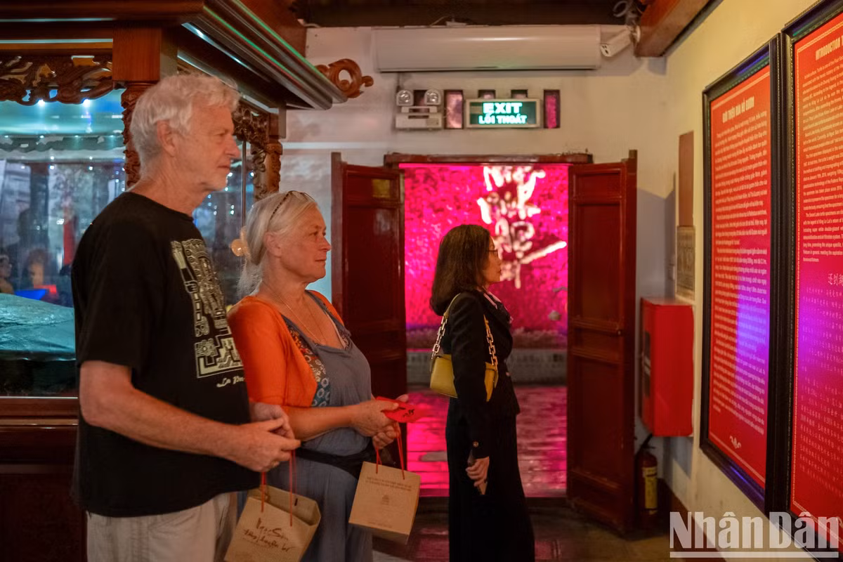 Tour dem tam linh moi nhat o Ha Noi co gi?-Hinh-14