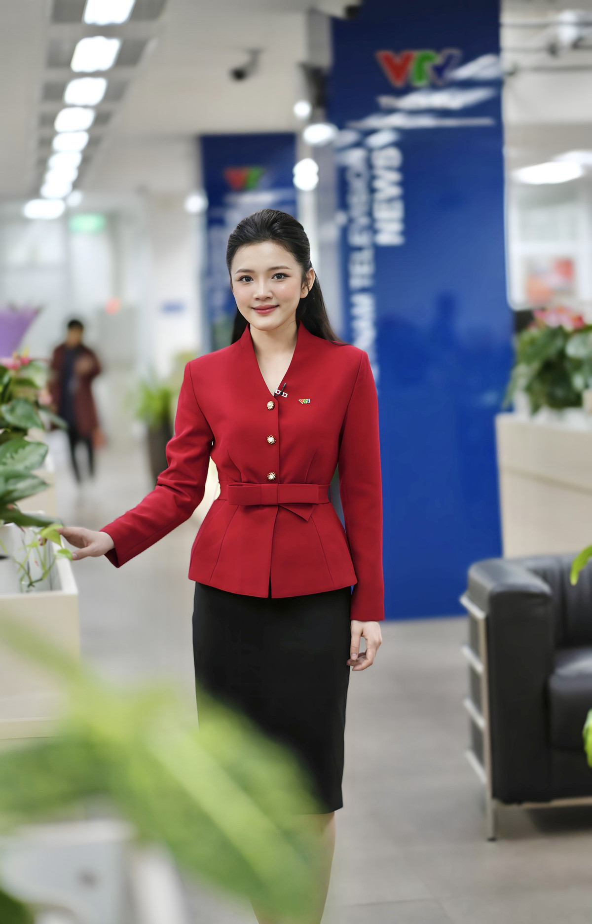 Nu MC Khanh Linh chia se hanh trinh giam 23kg de len song