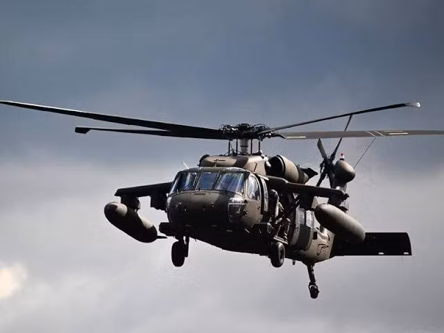 Ly do Australia voi va dat hang 40 truc thang Black Hawk