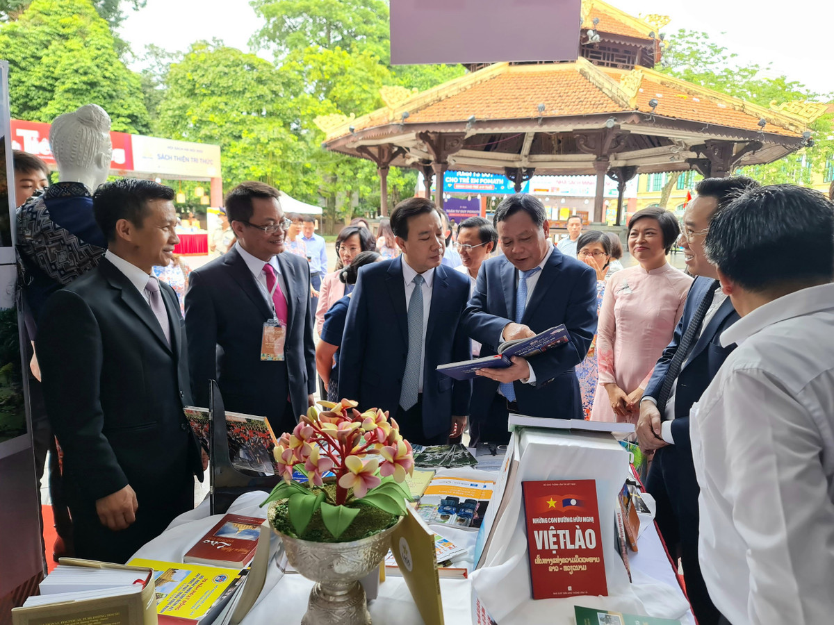 Hội sách do UBND thành phố Hà Nội và Bộ Thông tin và Truyền thông phối hợp tổ chức. Năm nay, hội sách có chủ đề: "Truyền thống và Hội nhập".