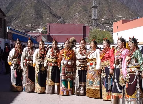 Kham là khu vực đông nam của cao nguyên Tây Tạng, với diện tích gần 900.000 km2. Nơi này trải rộng khắp 4 tỉnh của Trung Quốc: vùng phía đông Tây Tạng, phía nam Thanh Hải, phía tây Tứ Xuyên và phía tây bắc Vân Nam. Ảnh: Chinatimes