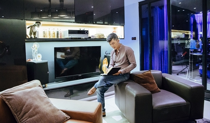 Phòng khách đặt bộ sofa bằng da. Ảnh: Vietnamnet