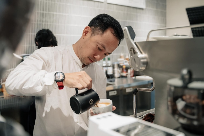 Sau khi kết hôn với Thụy Vy vào năm 2018, Tiến Đạt dành thời gian tập trung cho việc kinh doanh. Ảnh: ĐSPL