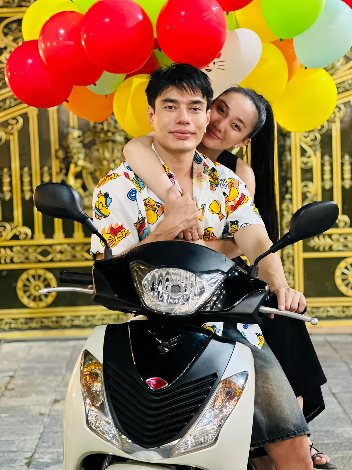 Lê Dương Bảo Lâm nổi lên sau game show Cười xuyên Việt 2015. Đầu năm 2024, gia đình Lê Dương Bảo Lâm chính thức dọn về cơ ngơi mới tại Đồng Nai. Ảnh: FB Lê Dương Bảo Lâm