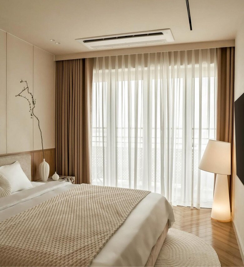 Nội thất trong nhà mang phong cách tối giản. Ảnh: TikTok Đàm Thu Trang