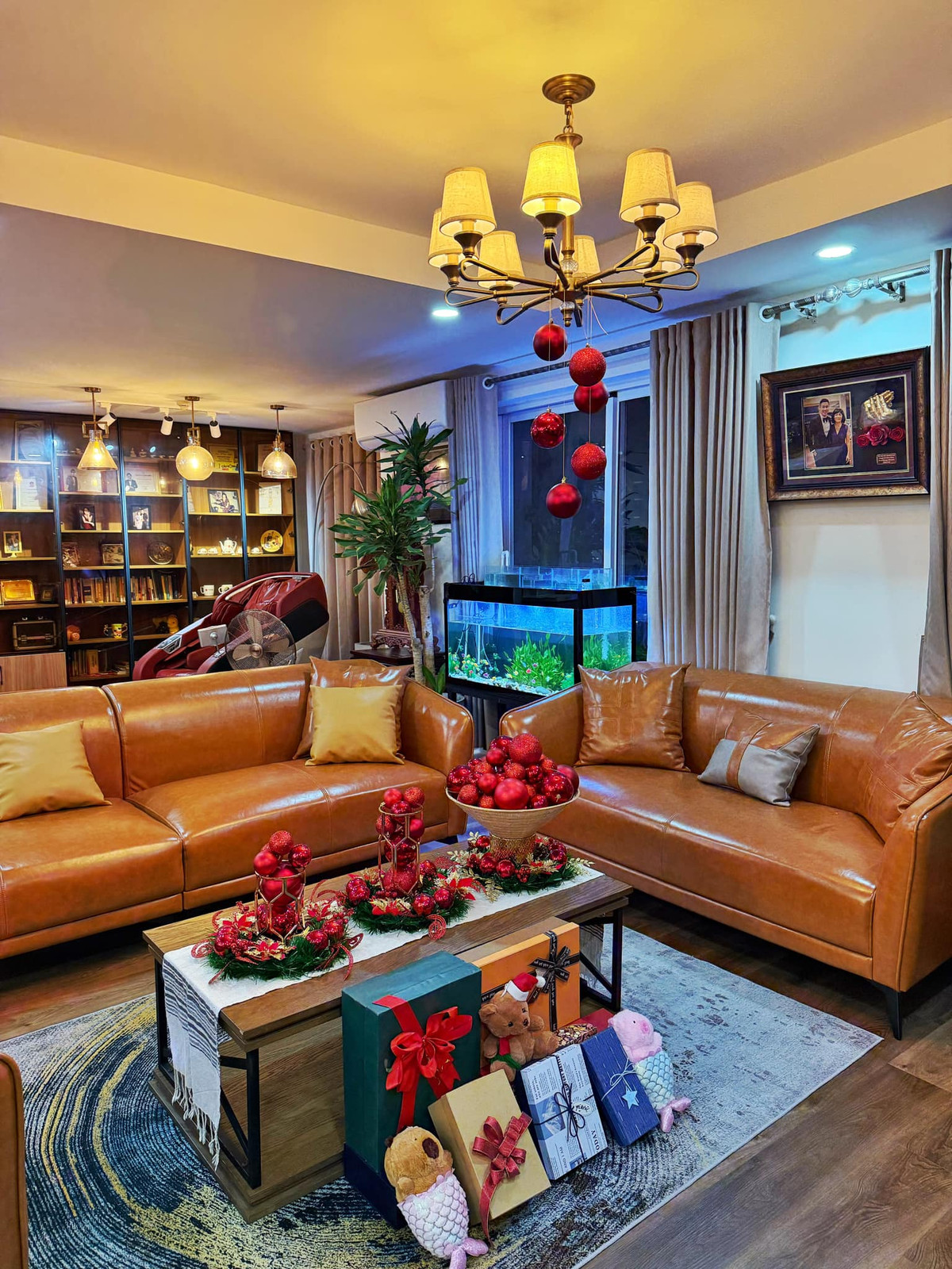 Căn hộ của MC Nguyên Khang gần 5 tỷ đồng, là món quà anh dành tặng mẹ. Ảnh: FB Nguyên Khang